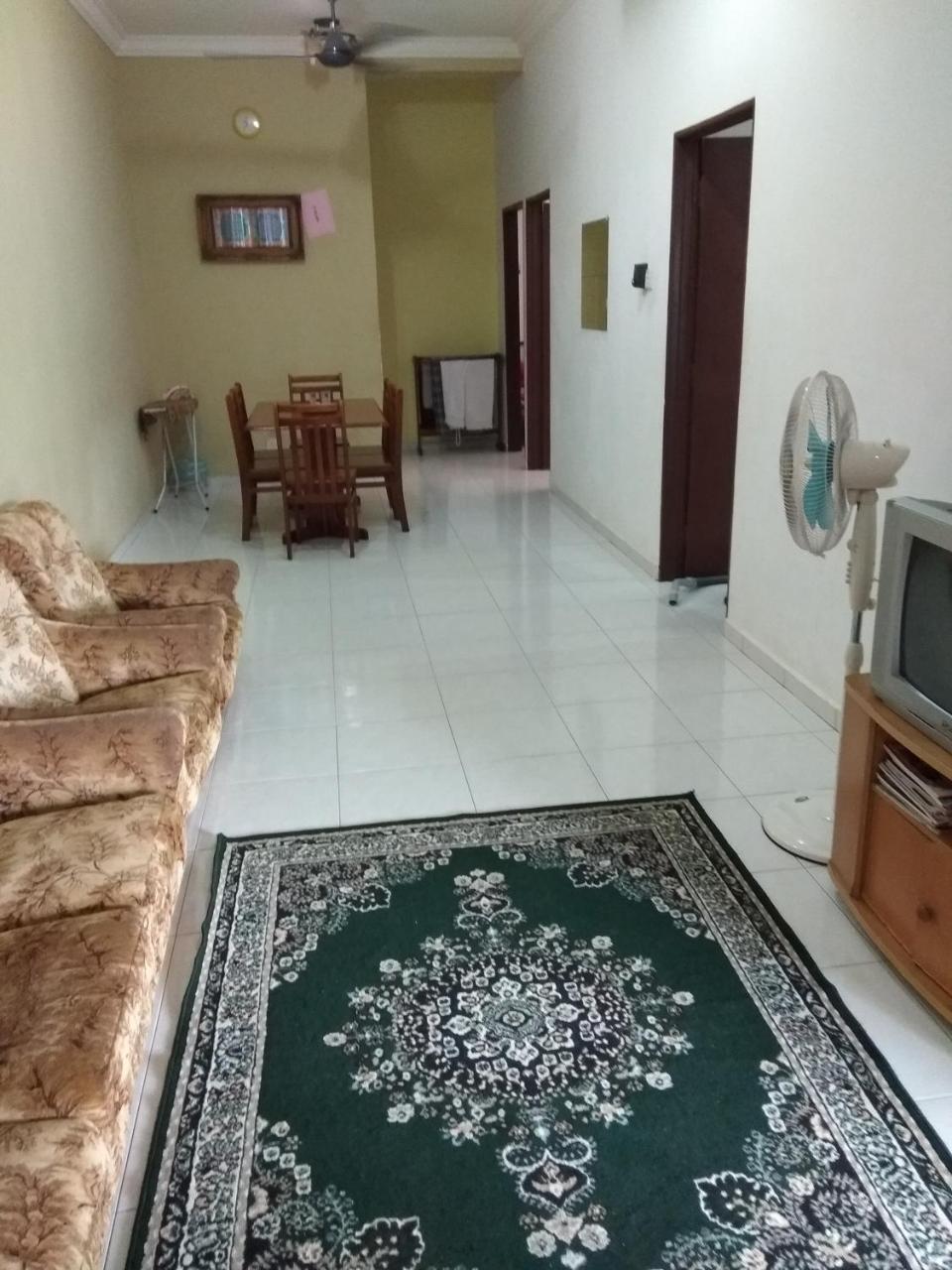 Homestay Amsyarah Seri Iskandar Zewnętrze zdjęcie